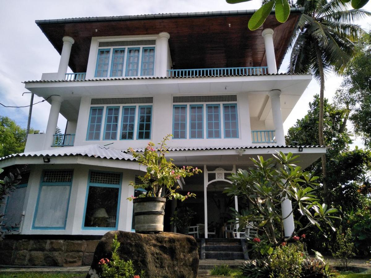 Hikkaduwa Blue Ocean Hotel Экстерьер фото