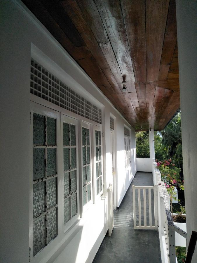 Hikkaduwa Blue Ocean Hotel Экстерьер фото
